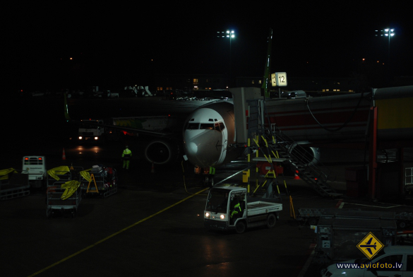 Boeing 737-36Q